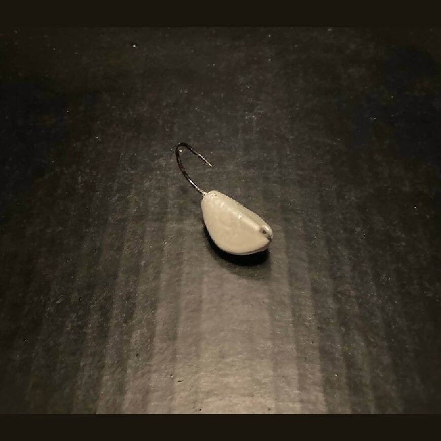 10 Pack Pearl White Tog / Blackfish Jigs From 1/2oz To 4oz W/ Ultra Point Black Nickel Hooks - Jigs Tackle