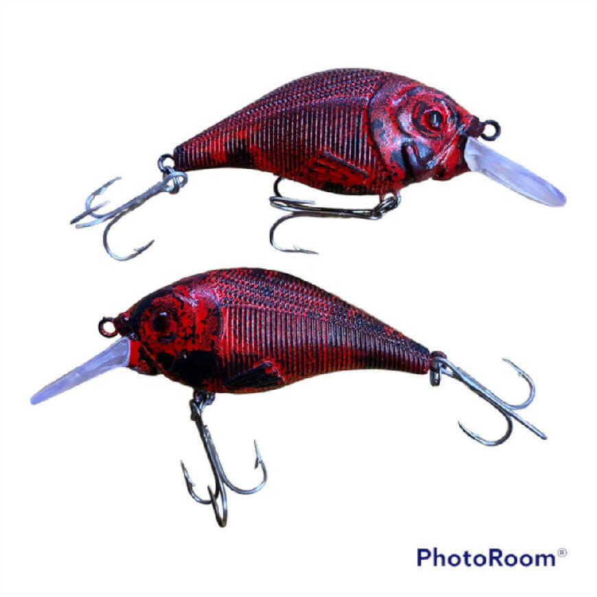 Bass Slayer Plug - Small - Red - with Rattle-Crafty Fisherman